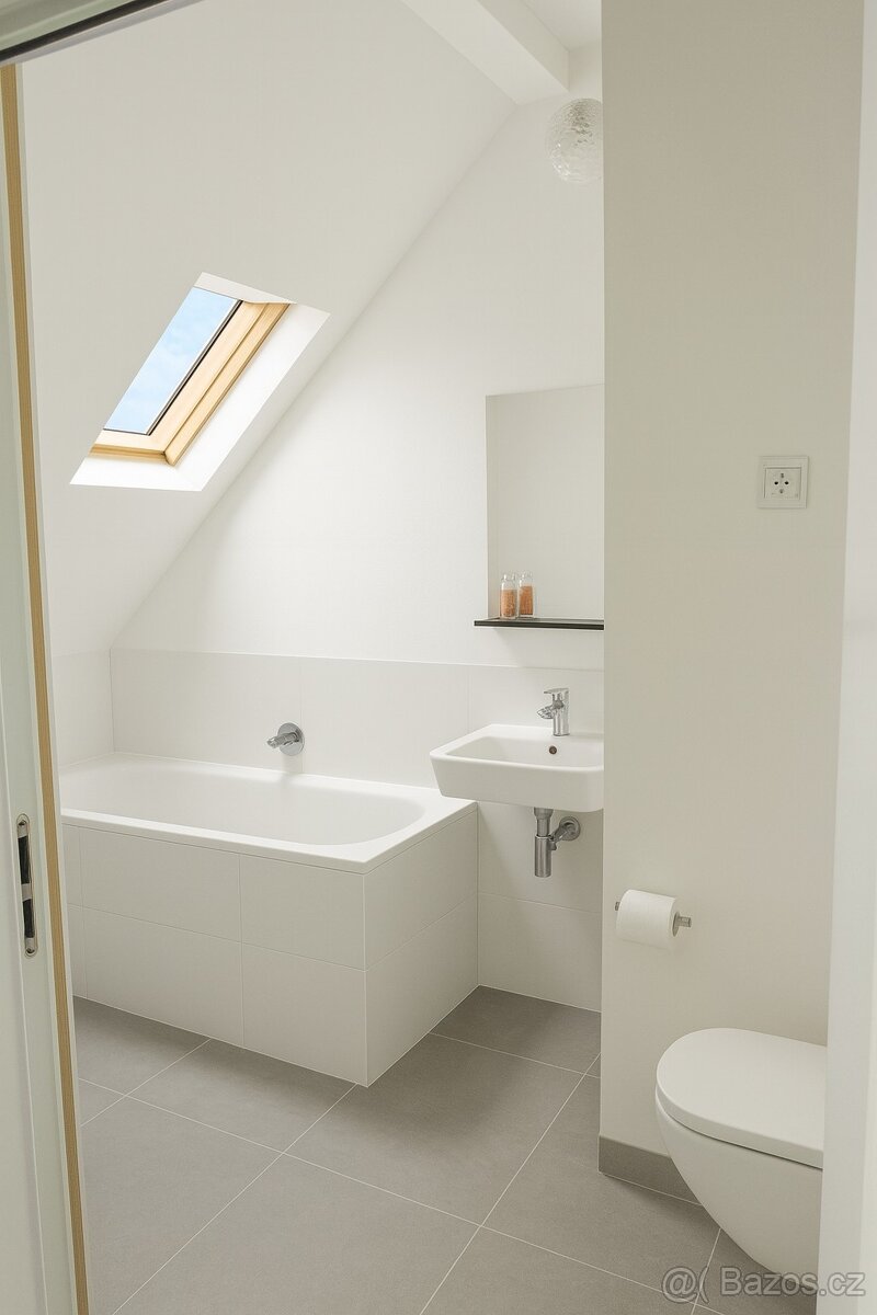 Prodej vícegeneračního domu 177 m², pozemek 228 m² - 13