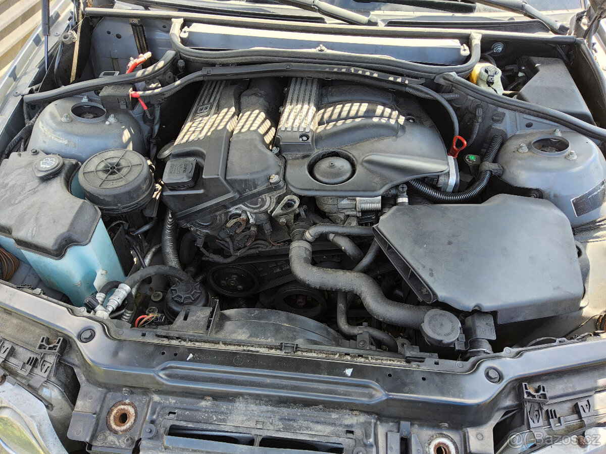 BMW 3 E46 COMPACT 2002 - díly - 13