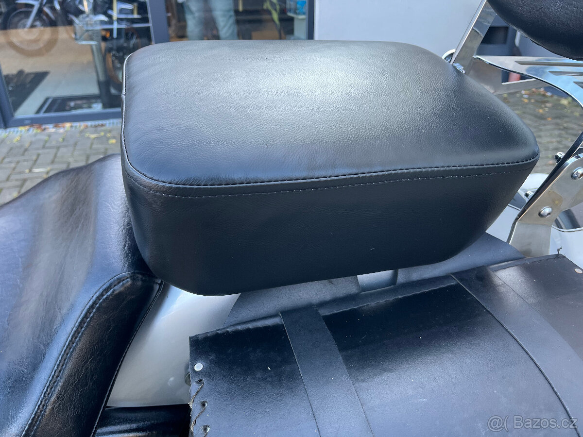 Yamaha XVS 1100 Dragstar - 13