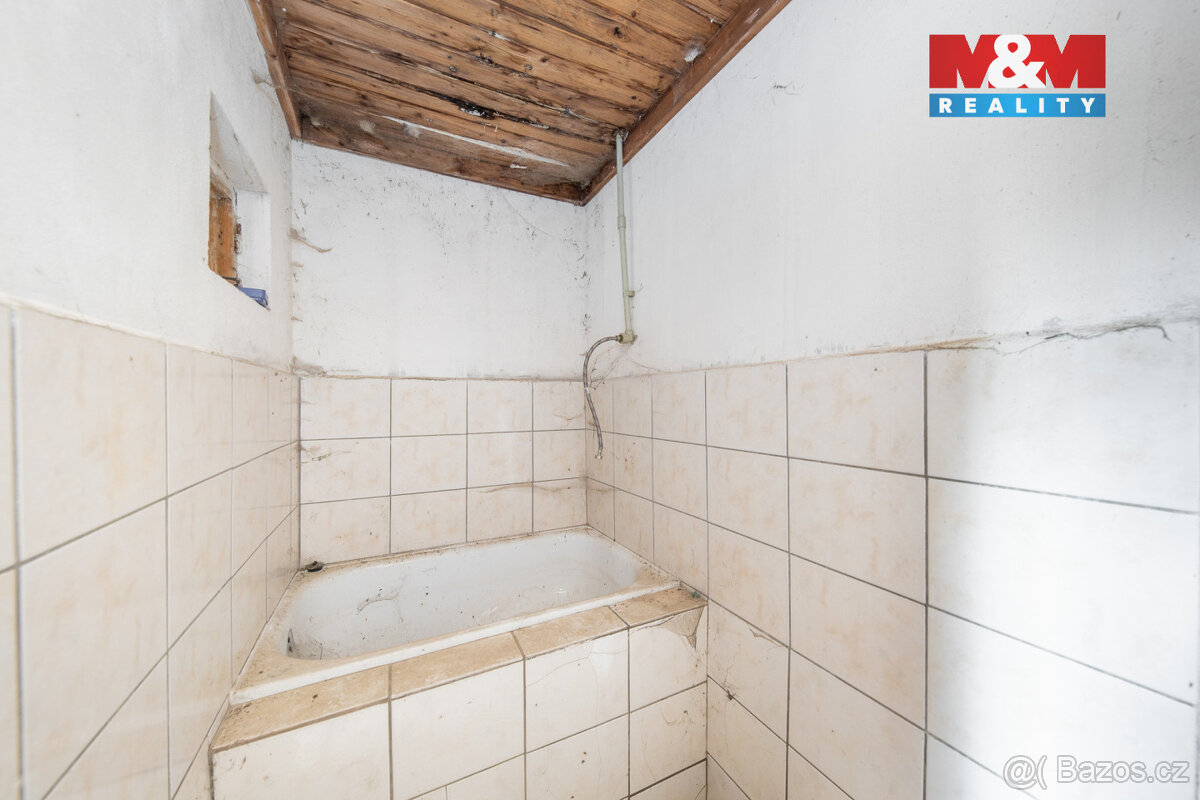 Prodej stavebního pozemku v Šerkovicích - 13