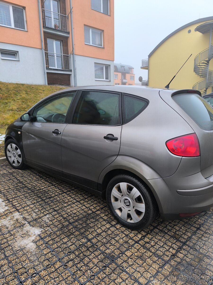 Seat Altea nafta 77 kW rok 2005/12 - 13