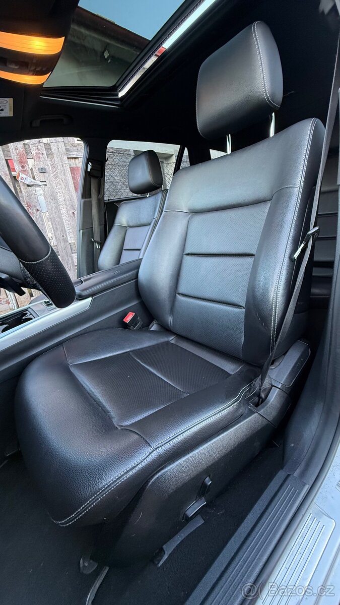 Mercedes W212 AMG - 13