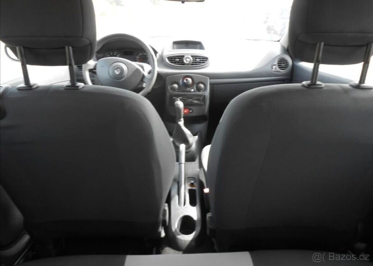 Renault Clio 1,2 55 kW Serviska benzín - 13
