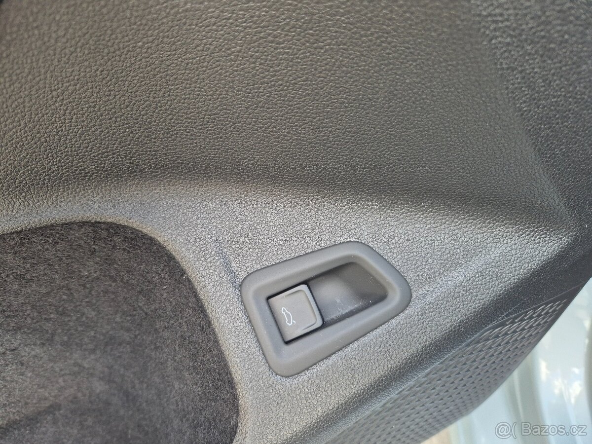 VW Golf Variant 1.5tsi 85kw Life, ČR - 13