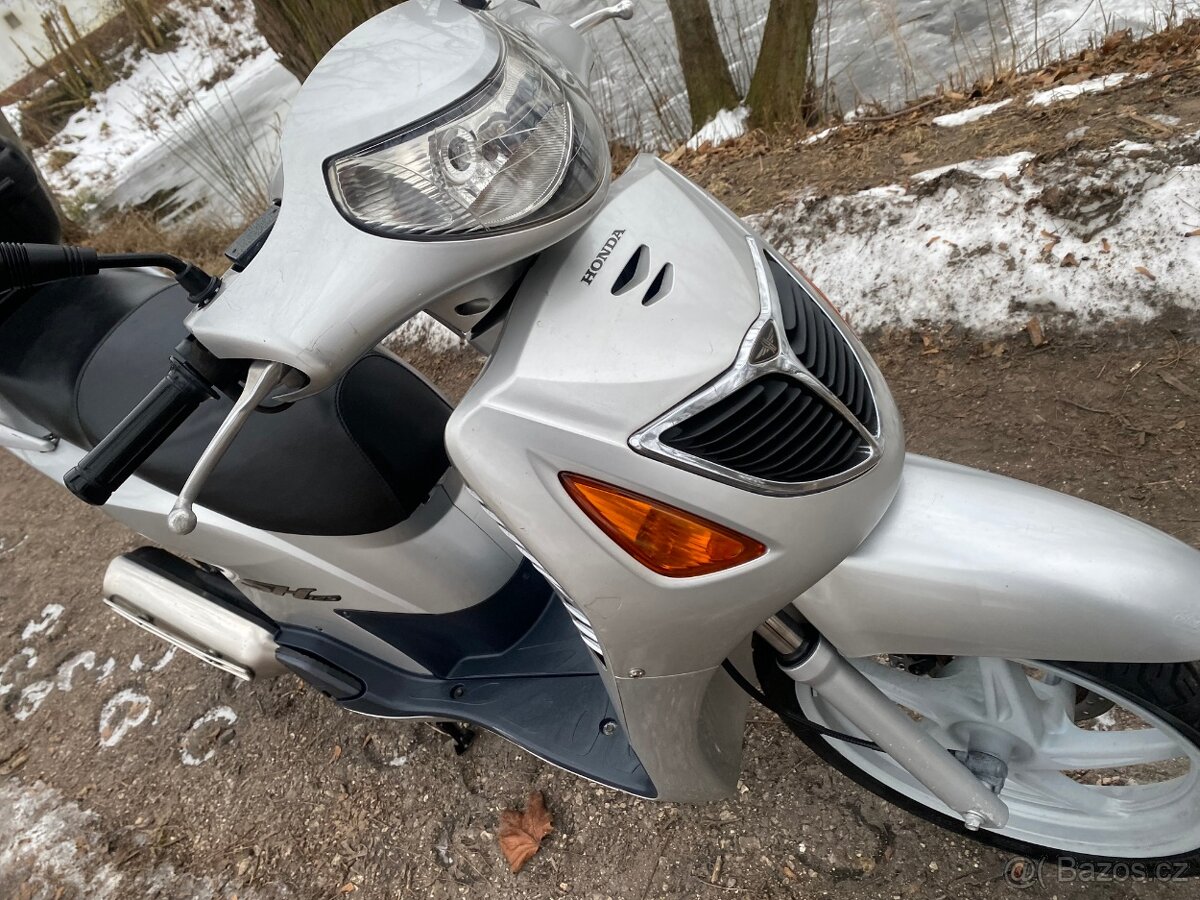 Honda SH 125 - 13