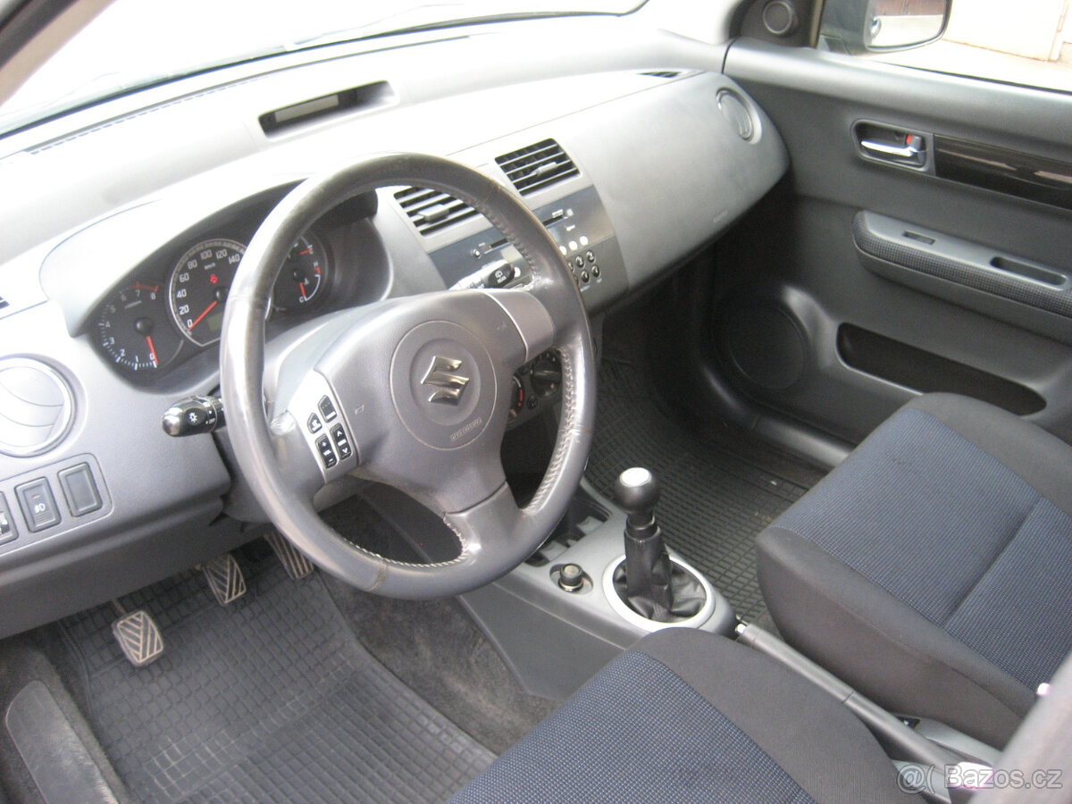 SUZUKI SWIFT 1.3, 4x4 - 13