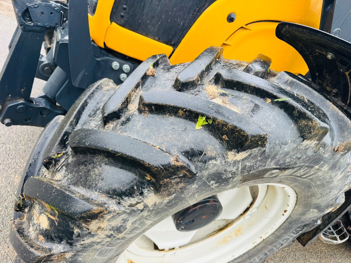 Valtra n111. Hi-tech s nakladačem INTER-TECH - 13