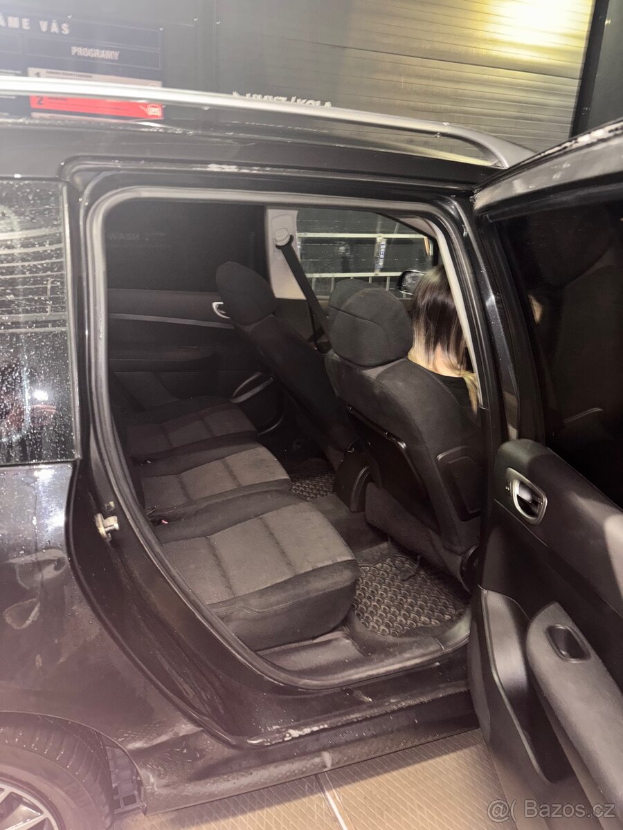PEUGEOT 307 SW - 13
