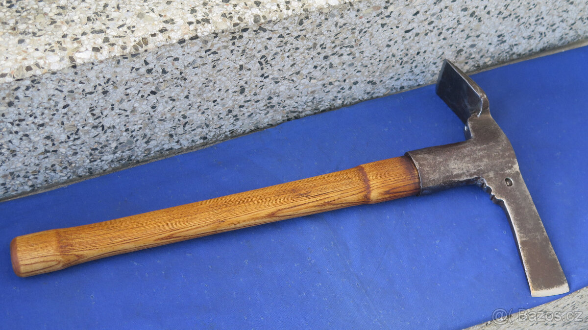 Tesařská vrtačka - 13