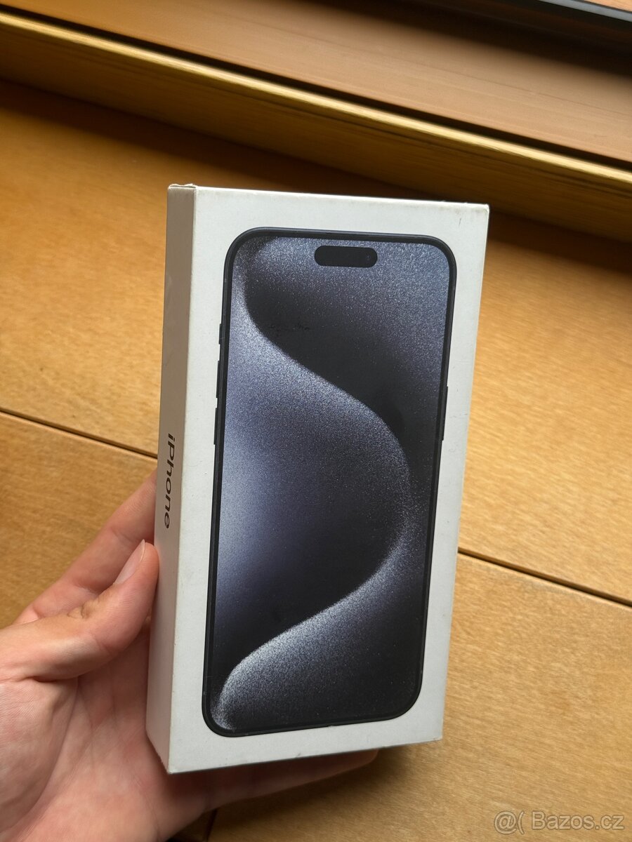 iPhone 15 Pro Max 512 GB - modrý titan - 13