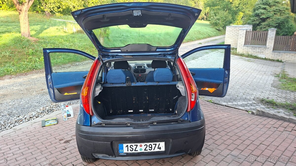 Fiat Punto 1.2 8V - 13