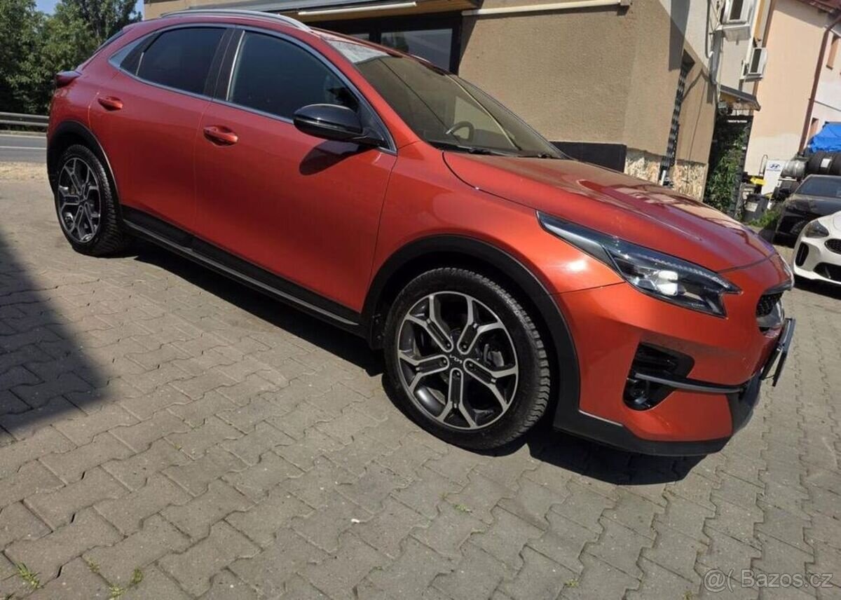 Kia XCee´d 1.5-NAVI-KAMERA-V ZÁRUCE - 13