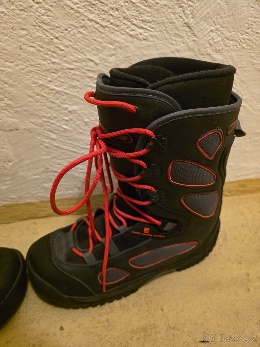 Snowboard set - prkno Killer loop+vázání Flow+boty Nidecker - 13