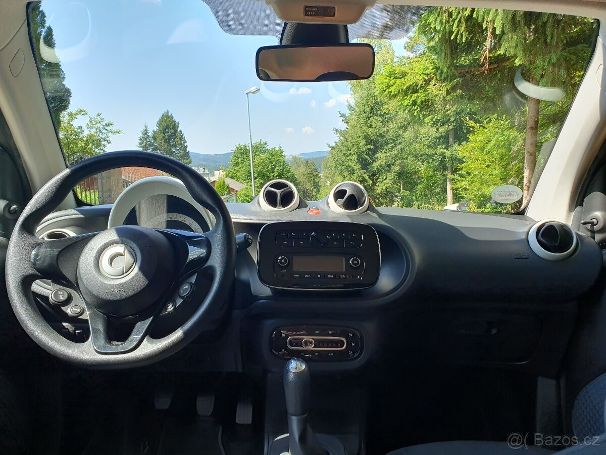 SMART FORTWO - 13