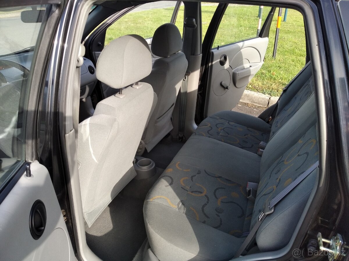 Chevrolet Kalos 1.2i pětidveřový. - 13