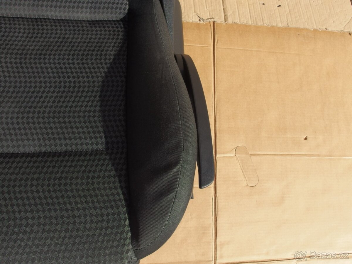 Sada sedaček Škoda Roomster s airbagy a výhřevy - 13