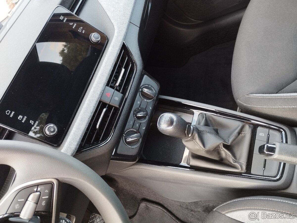 Škoda Scala FACELIFT , 9/2024, 13 500km, 18" ALU - 13