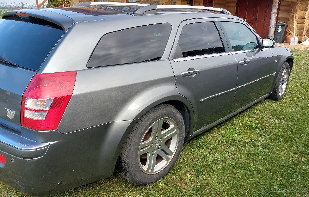Chrysler 300C CRD - 13
