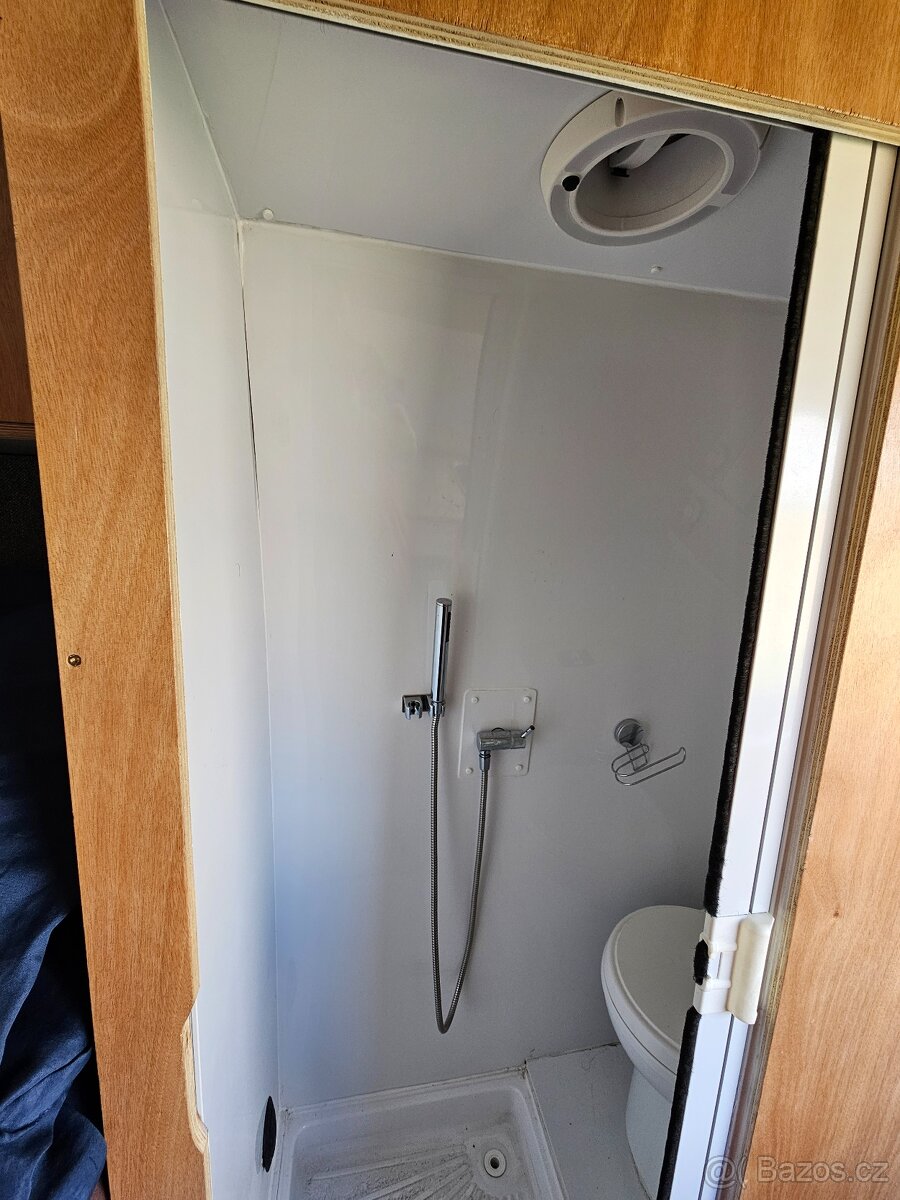 Mercedes sprinter obytný - 13
