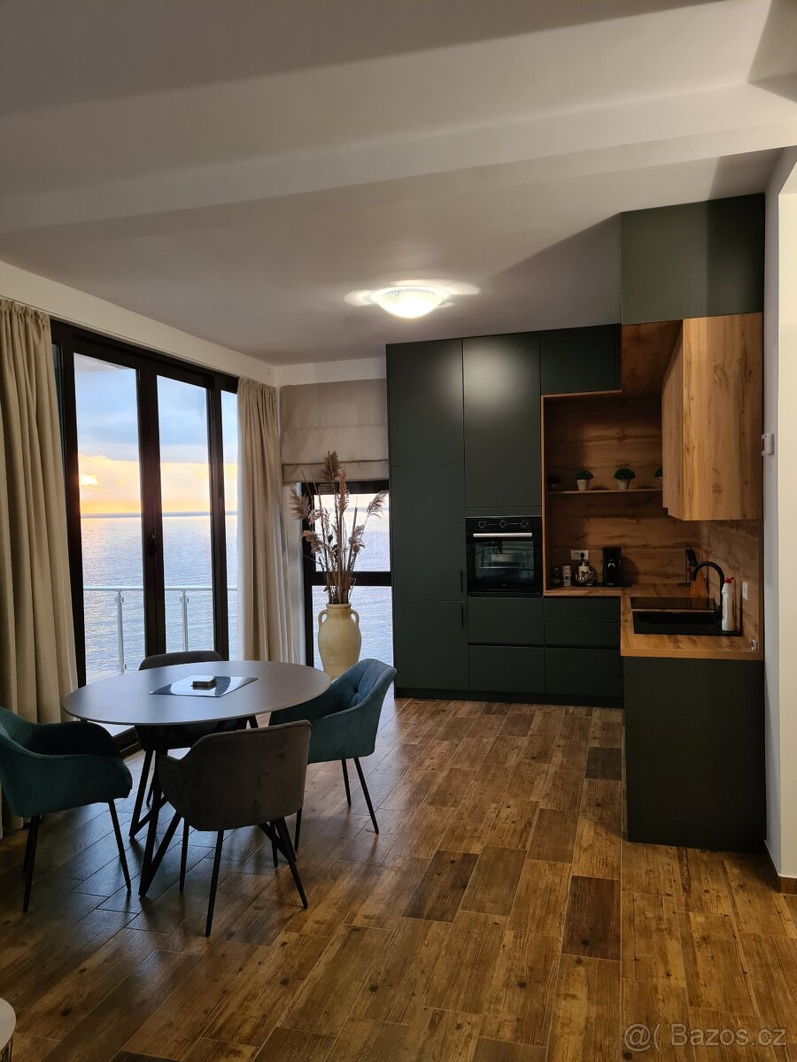 Vila 1. řada u moře Černá Hora - 13