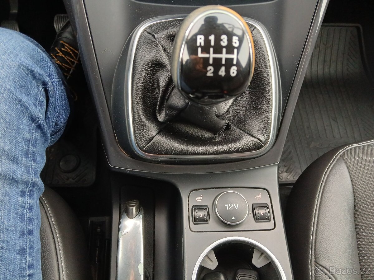 Kuga 2.0TDCI Titanium, 110kW, 4x4, man. - 13