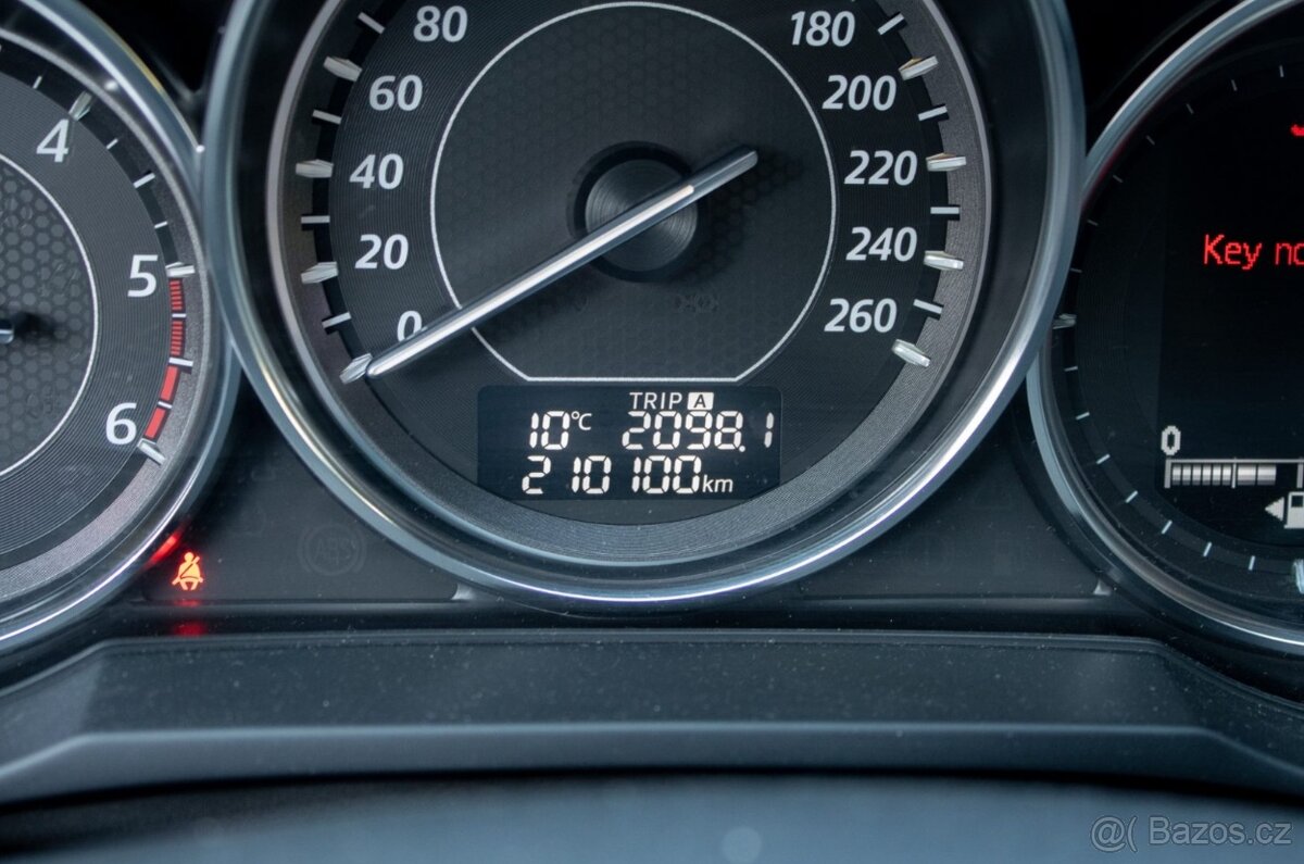 Mazda 6 Combi (Wagon) 6 2.2 Skyactiv-D 110 kW A/T - 13