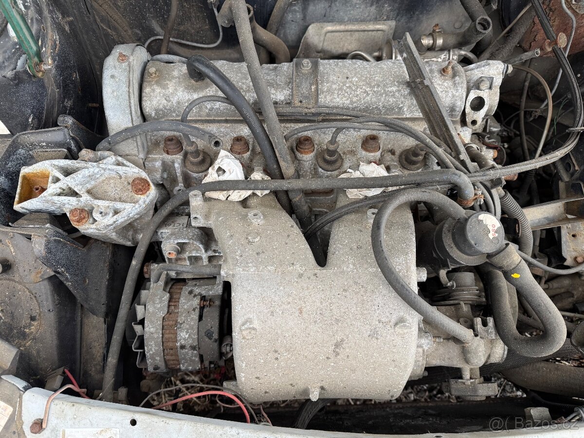 Peugeot 205 GTi - 13