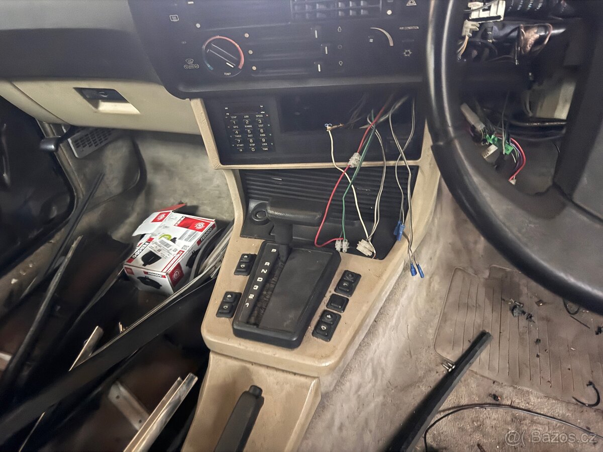 BMW E24 628 - 635 CSi NÁHRADNÍ DÍLY - 13