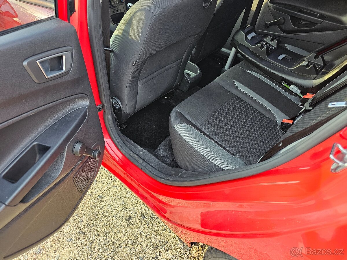 Ford Fiesta - 13
