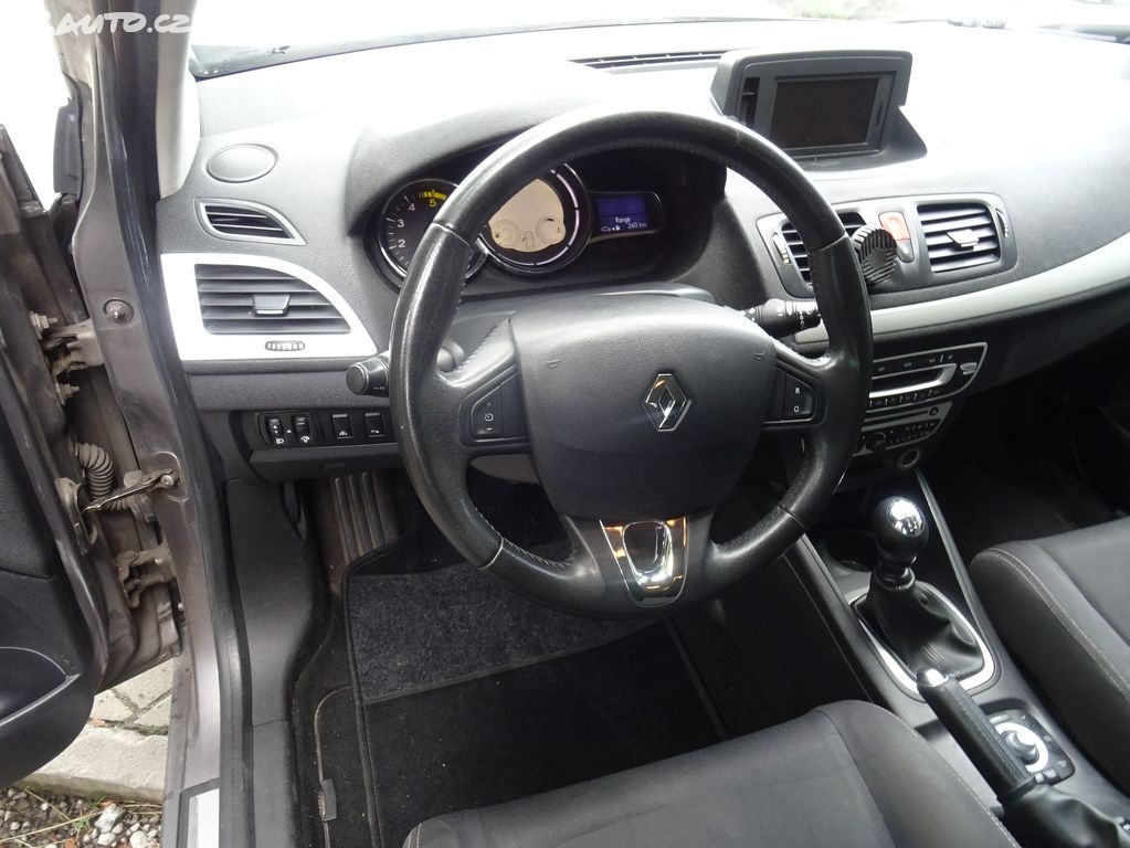 Renault Megane 3 generace 1.9dci 99kw - 13