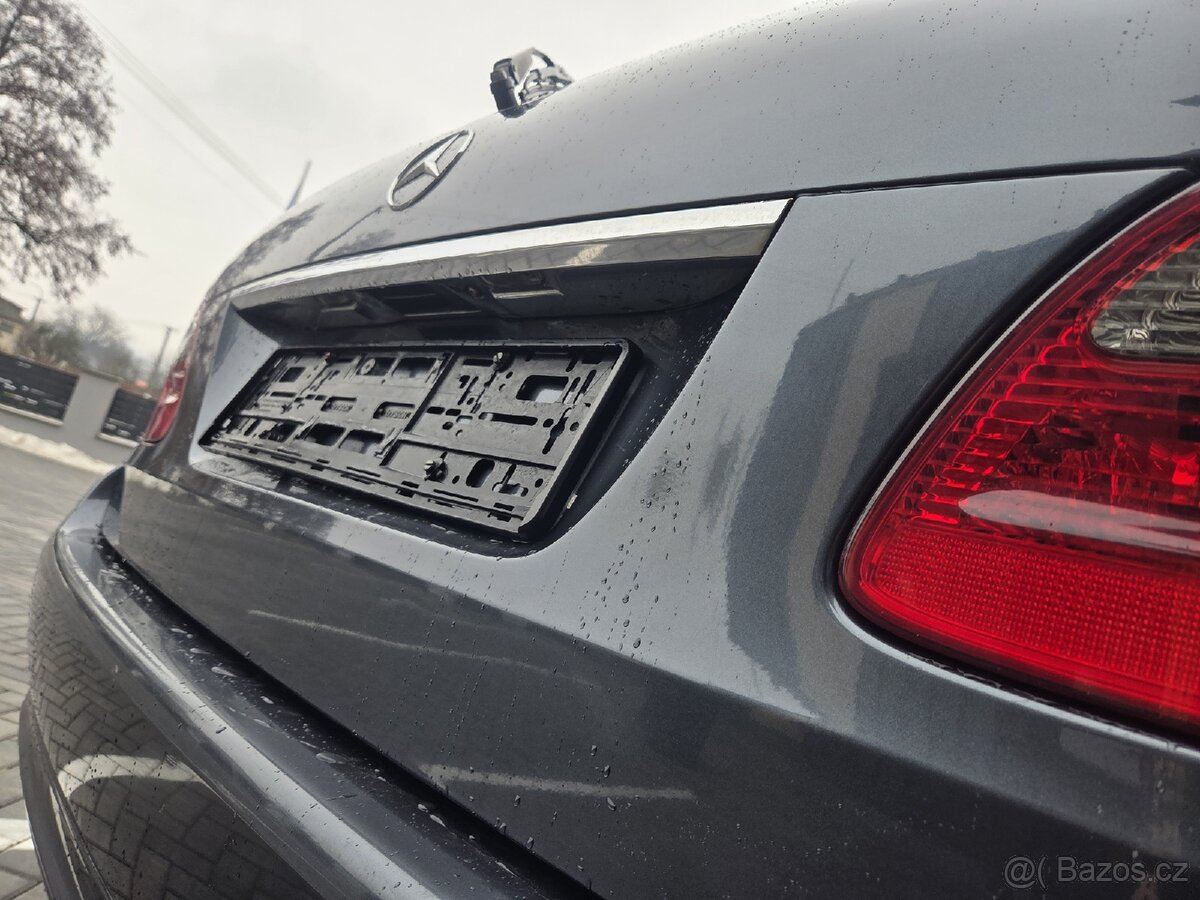 Mercedes Benz třída E280 cdi 4MATIC rok 2008 - 13