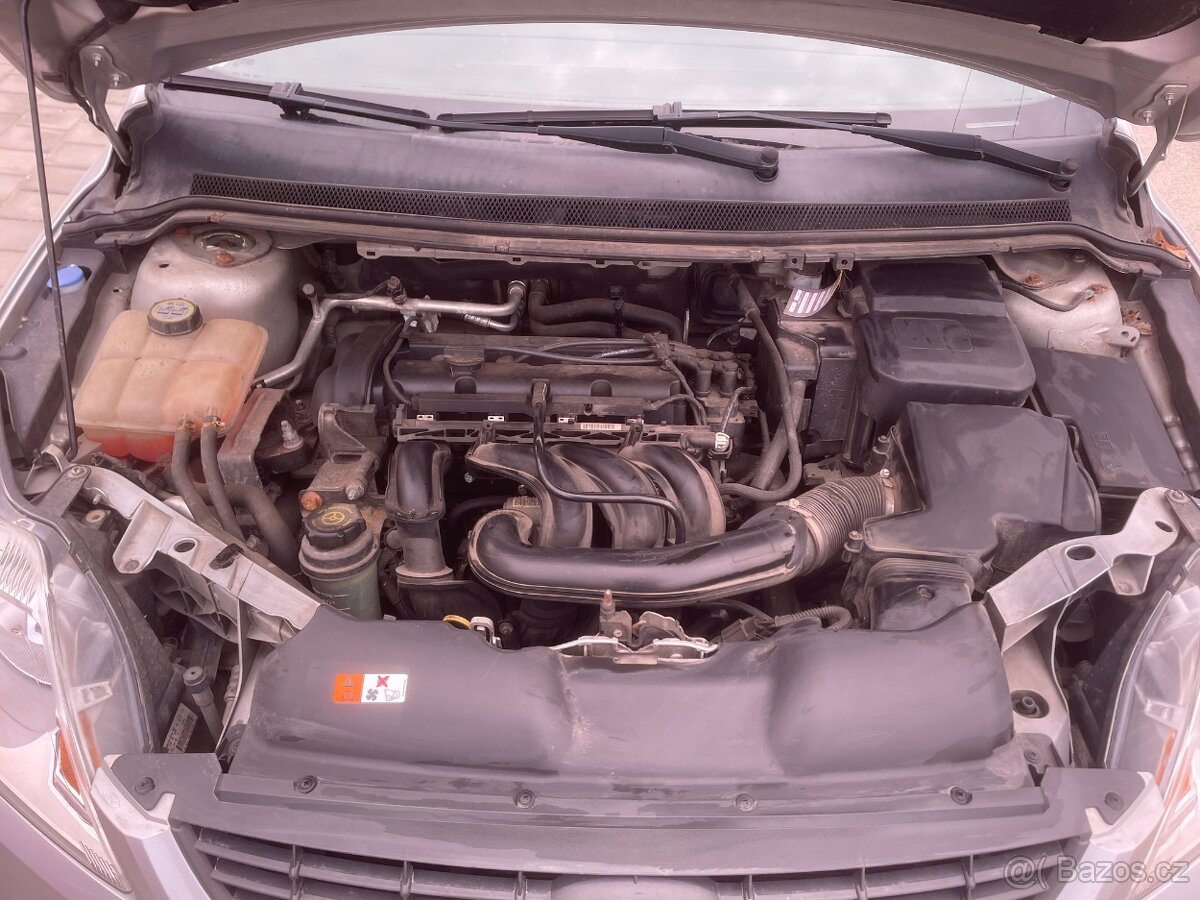 Ford Focus 1.6 benzín 74kW - 13