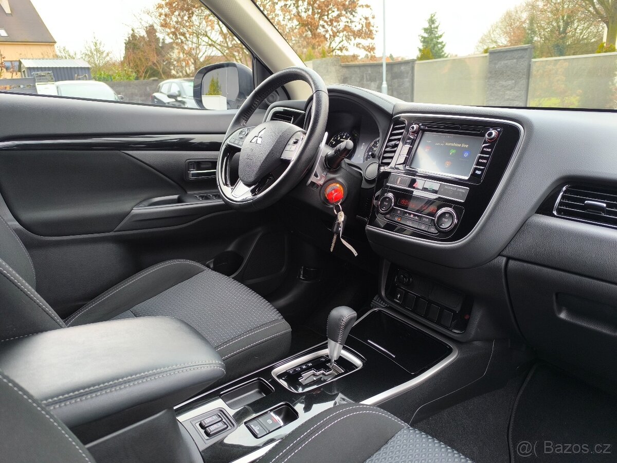 Mitsubishi Outlander 2.0 MIVEC 110kw Diamant Edition 💍 - 13