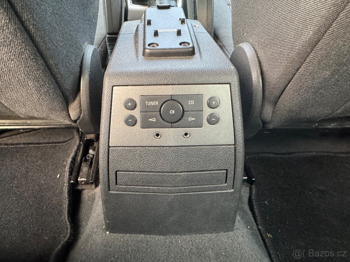 Opel Astra H 1,9cdti 110kw nepojízdné - 13