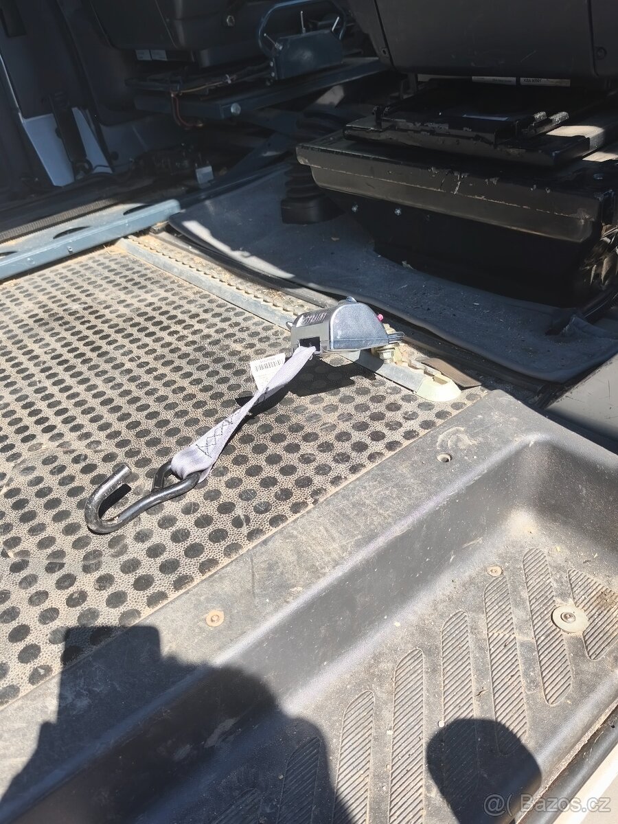 Auto - 13