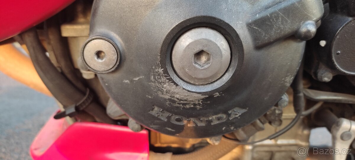 Honda VTR 1000 Firestorm - 13