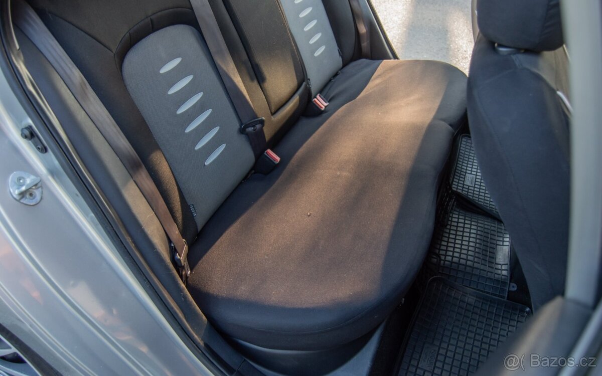 Kia Ceed 1.6 SW GDI 99kw - 13