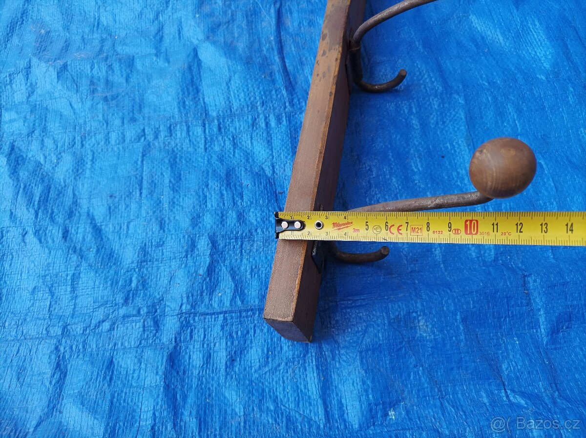 Věšák - 3 háčky - 13