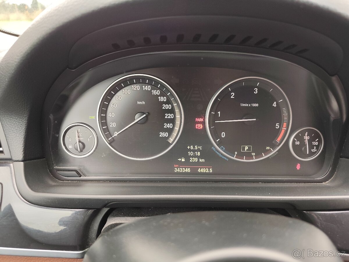 Bmw F11 525D - 13