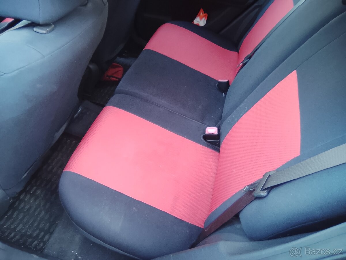 Toyota AURIS 1.6 VVt. - 13