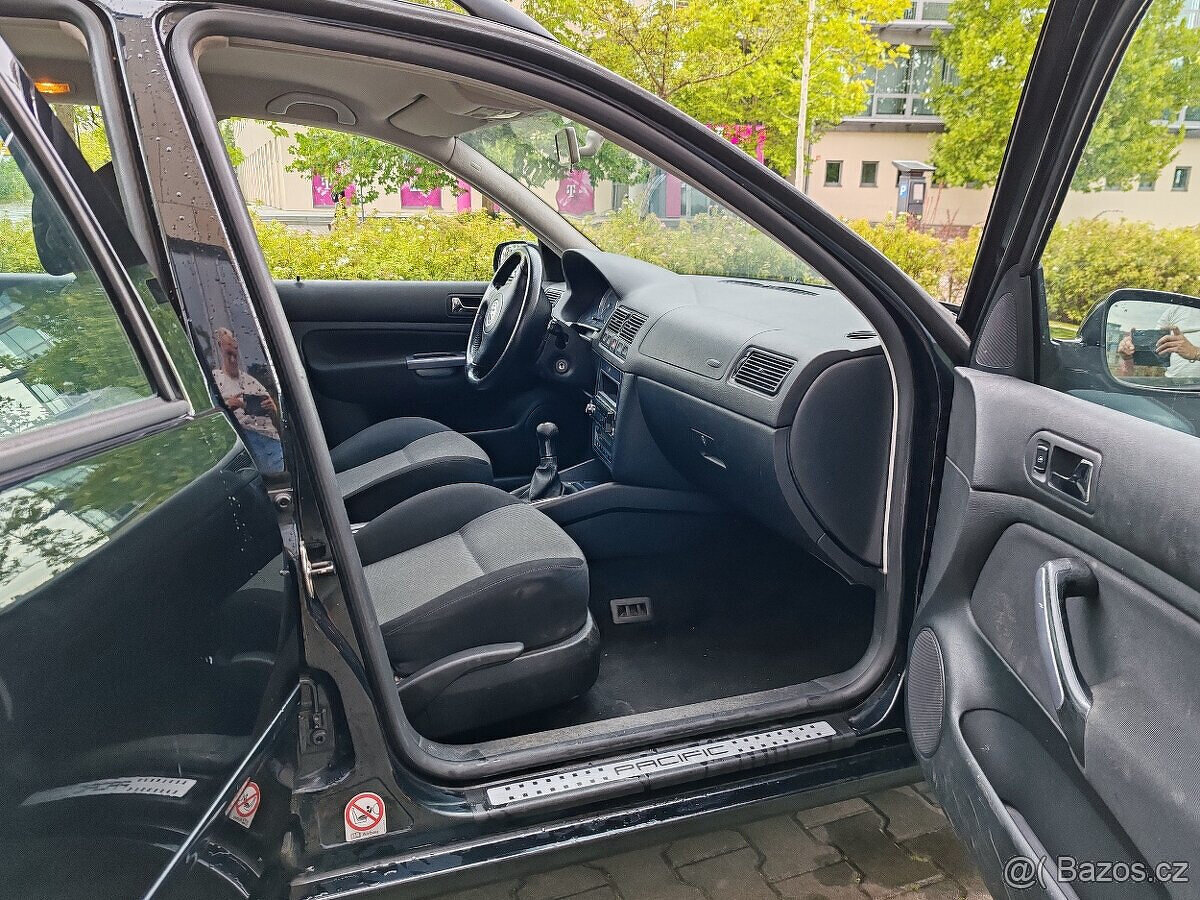 VW Volkswagen Golf 4 1.6i-77kW 2005 PACIFIC benzín - 13