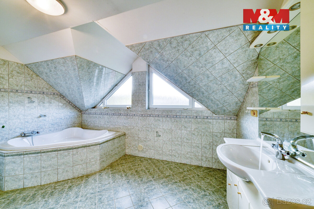 Prodej rodinného domu v Žírovicích u Františkových Lázních - 13