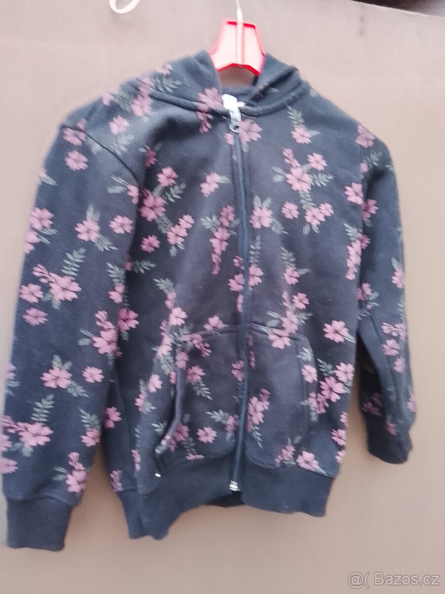 Dětské mikiny a tepláky. - 13