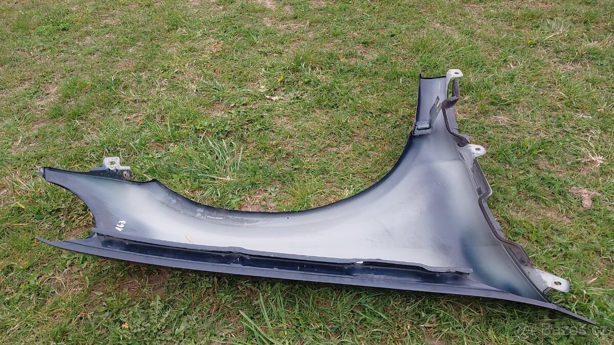 Mercedes W163 - Blatník LP Černý - 13