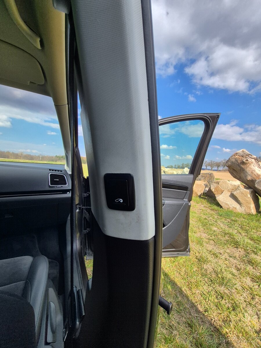 Volkswagen Sharan - 13