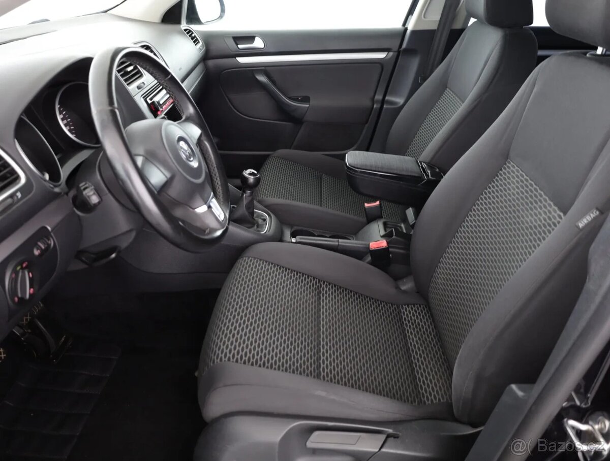 Volkswagen Golf 2010 1.6 TDI Combi - 13