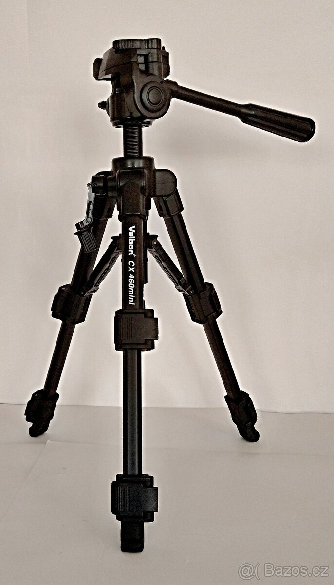Blesk Topca 330 CTX, stativ VELBON CX 460mini, kovový stativ - 13