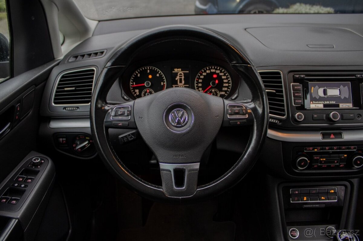 Volkswagen Sharan 2.0 TDI Highline - 13