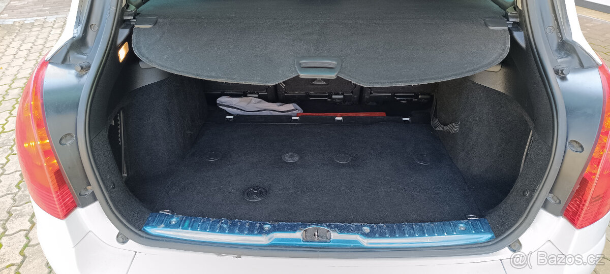 Peugeot 308 HDi - 13