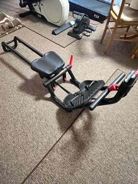 Stroje na cvičení (běžecký pás atd,) - 13